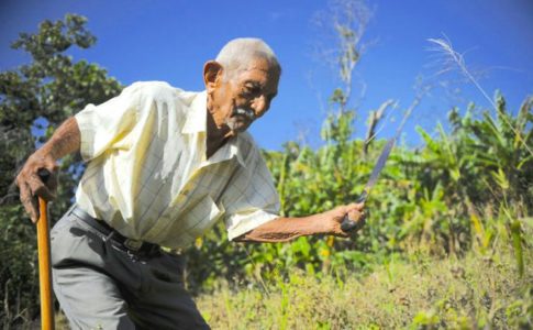 Anziano a Nicoya, tra le Zone Blu del mondo