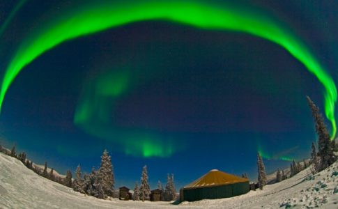 i 10 migliori hotel panoramici dove vedere l'aurora boreale