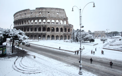 Maltempo Roma, dopo la neve proseguono interventi su scuole e viabilità