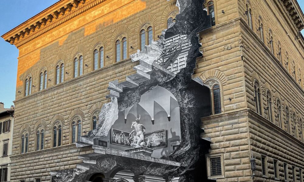 JR, La Ferita Installazione per la facciata di Palazzo Strozzi. 2021 Photo by JR