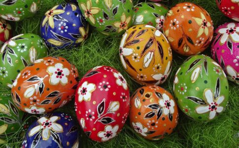 Uova dipinte per Pasqua