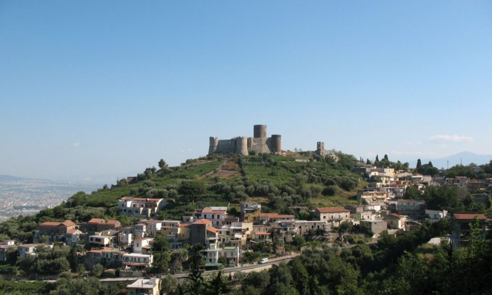 Siti archeologici vesuviani, Castello di Lettere