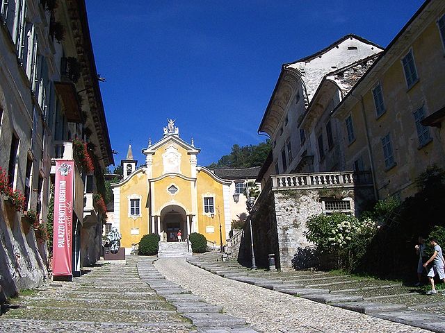 Sacro Monte di Orta San Giulio. Via Wikimedia Commons.
