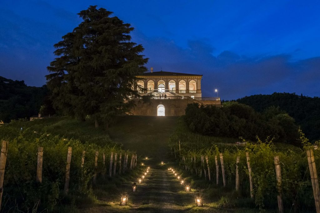 Villa dei Vescovi (PD) di notte_Foto Stefano Crove_2016_(C) FAI - Fondo Ambiente Italiano