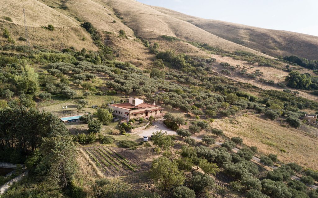 villa valle belice via airbnb